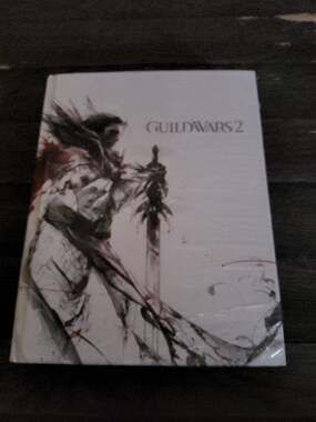 Guild Wars 2 Limited Edition Strategy Guide